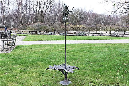 'Seedpod Fountain' by David Goode - Auction record, sale price, and art valuation. Compare with similar artists and explore comparable artworks.
