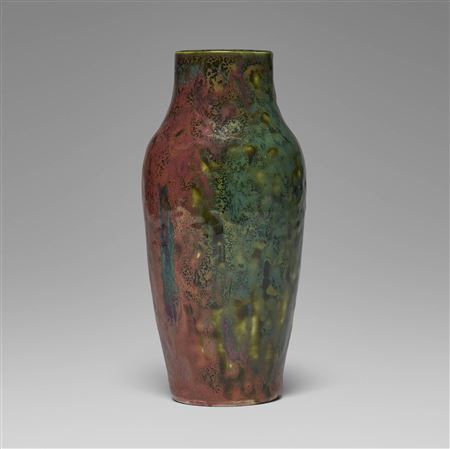 Experimental vase by Hugh C Robertson - Auction record, sale price, and art valuation. Compare with similar artists and explore comparable artworks.