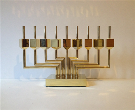 Yaacov Agam -
Candelabragam -
1979