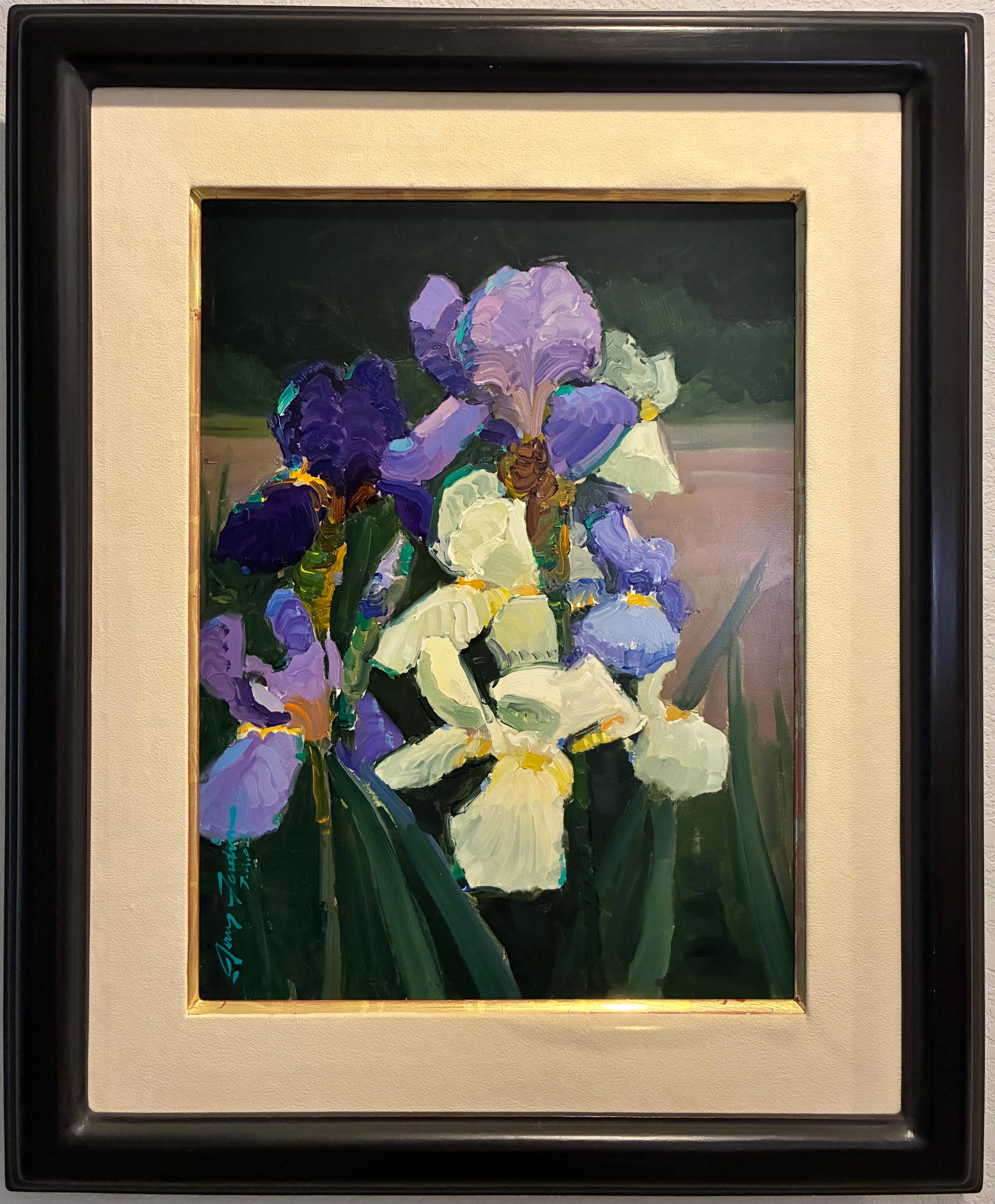 Wonderland Iris - Image 1 of 2