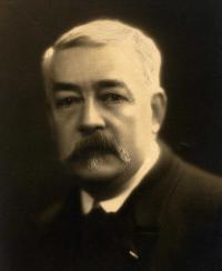 Portrait of René Leverd