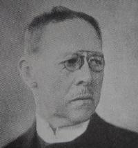 Portrait of Gosta Hennigs