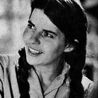 Portrait of Henriette Fauteux-Masse: Photo courtesy of Mayberry Fine Art