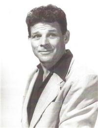 Portrait of Leo Politi: Image Courtesy of Edenhurst Gallery