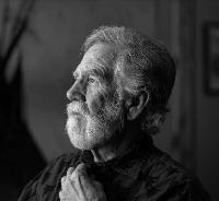 Portrait of R Tom Gilleon
