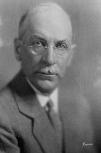 Portrait of Elliot Bouton Torrey