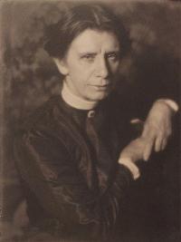 Portrait of Laura Adeline Muntz-Lyall: by Harold Mortimer-Lamb, c.1907.