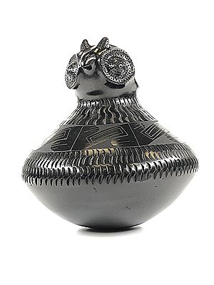 Mata Ortiz Blackware Owl Effigy Pot