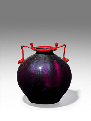 Rosso e Nero Vase