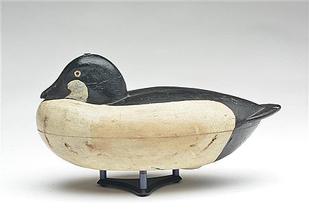 Important hollow carved goldeneye drake by Albert Laing - Auction record, sale price, and art valuation. Compare with similar artists and explore comparable artworks.
