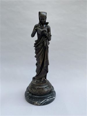 "La liseuse" ("The reading light")