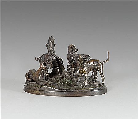 Cinq chiens de meute