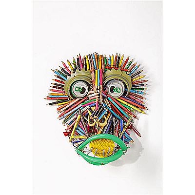 Untitled (masque crayons)