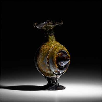 Exceptional and very large vessel