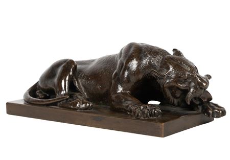 GROOMING LION by Julius Heinrich Haehnel - Auction record, sale price, and art valuation. Compare with similar artists and explore comparable artworks.