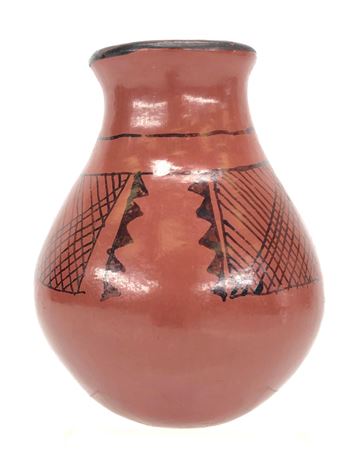 Maricopa Pueblo Pottery Jar Vase
