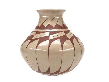 Mata Ortiz Hand Coiled Pottery Olla