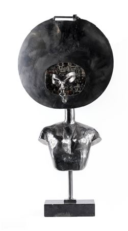 Bust made in polished steel.