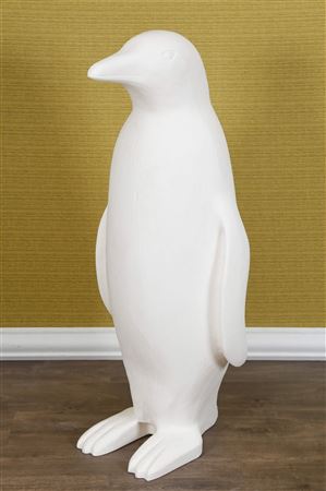 Grand pingouin blanc by Cracking Art Group - Auction record, sale price, and art valuation. Compare with similar artists and explore comparable artworks.