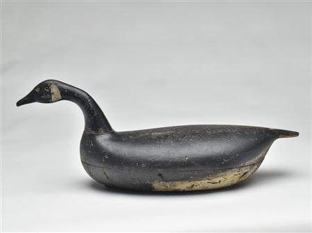 Very rare Canada goose by Cassius Smith - Auction record, sale price, and art valuation. Compare with similar artists and explore comparable artworks.