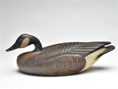 Outstanding hollow carved Canada goose