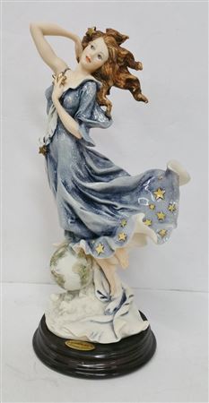 Vintage Giuseppe Armani Porcelain Statue LTD ED Italian Capodimonte Celeste