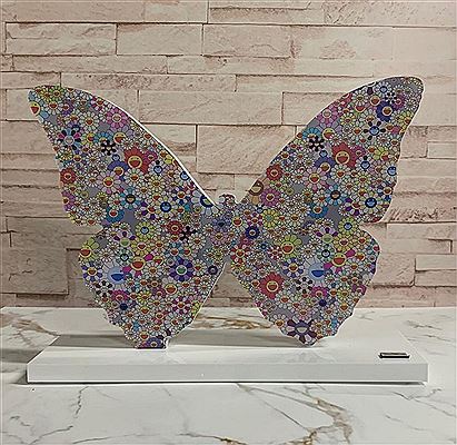 Sculpture Butterfly VS Murakami