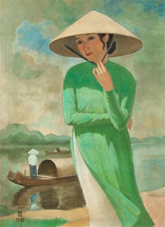 Femme au chapeau conique le long de la rivière