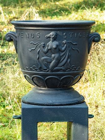 A suite of four garden urns, Sweden, 1919 by Ivar Johnsson - Auction record, sale price, and art valuation. Compare with similar artists and explore comparable artworks.
