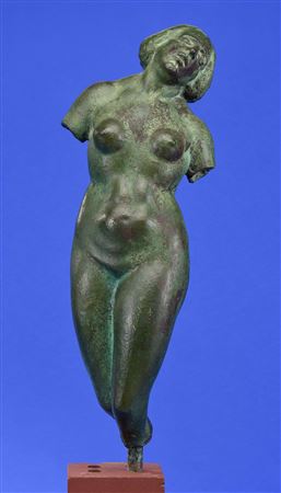 Female nude by Wilhelm Martini - Auction record, sale price, and art valuation. Compare with similar artists and explore comparable artworks.