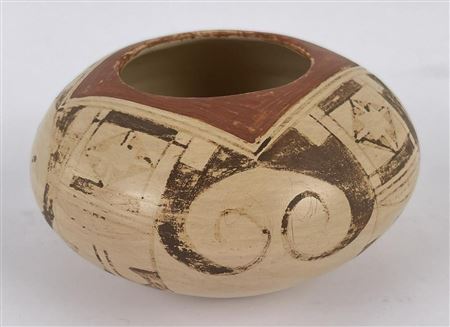 Hopi Indian Pot Vase
