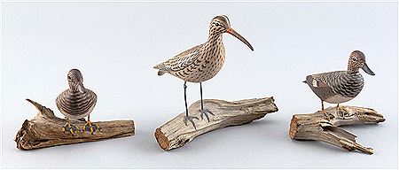 MINIATURE BIRD CARVINGS (3)