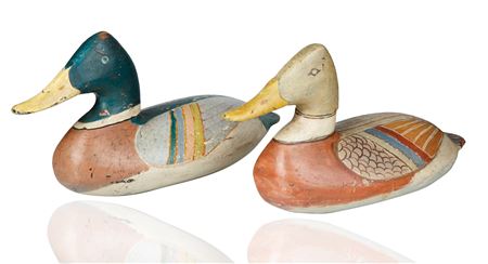 PAIR OF PAINTED MALLARD DUCK DECOYS