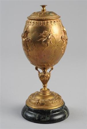 Dore' bronze lidded cup with beetles