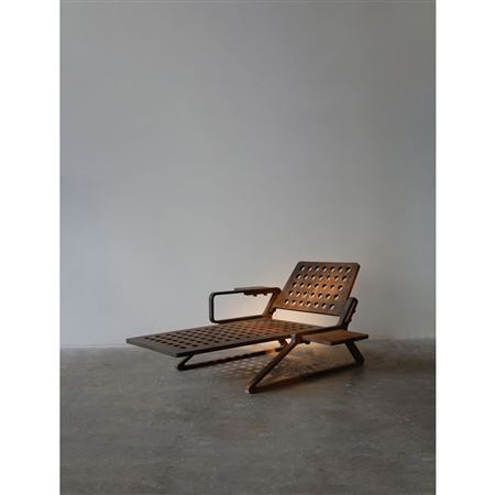 Lame-Cut lounge chair - Unique piece by Tom Dixon - Auction record, sale price, and art valuation. Compare with similar artists and explore comparable artworks.