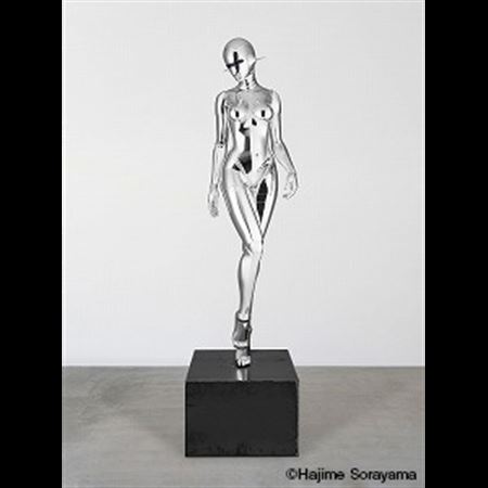 Sexy Robot_walking in the space