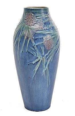 Newcomb College vase