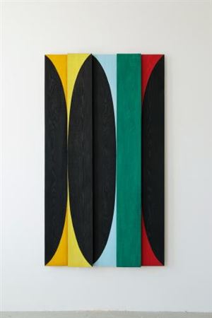 Holzrelief