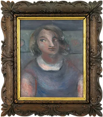 A girl with a white collar