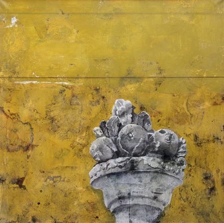 Capital with yellow wall