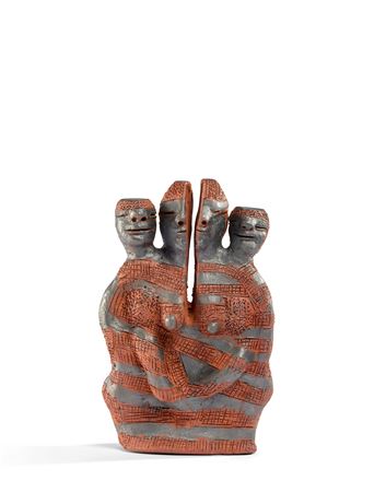 Sculpture (trois têtes)