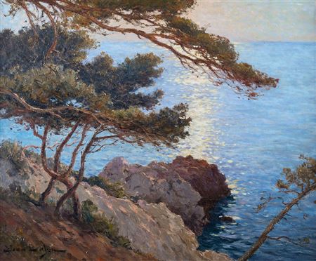 Clair de lune sur la côte rocheuse en Méditerranée