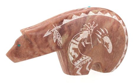 NAVAJO CARVED SOAPSTONE BEAR FETISH