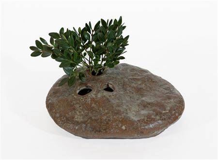 UNTITLED, REED VASE