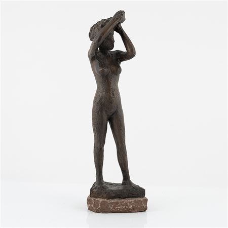 Standing woman