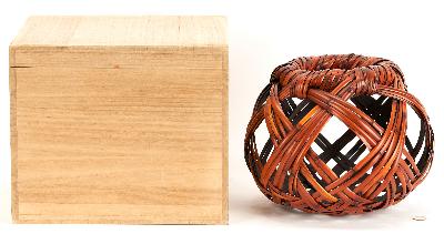 Bamboo Sculpture Basket "Spring Tide"