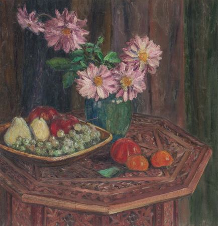 Dahlia on table