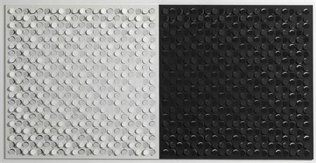 Superfici a interferenza luminosa C 2B/Nx21 abcd su nero e bianco, 1971 by Claudio Loria Rotta - Auction record, sale price, and art valuation. Compare with similar artists and explore comparable artworks.
