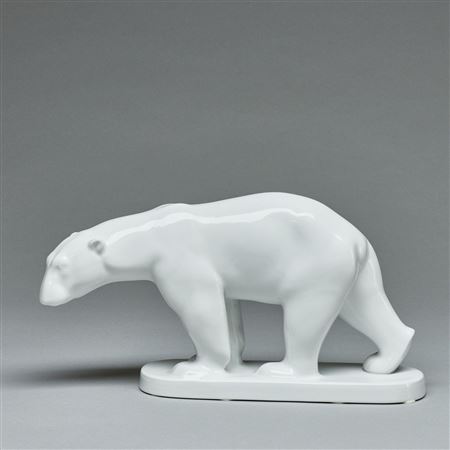 Walking polar bear