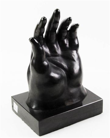 "La Mano"
